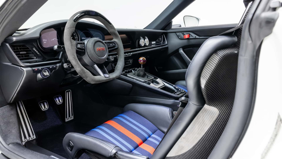 رضوانی رترو RR1